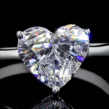 HeartGlow Lab Diamond Ring Heart Cut Prong Setting 14K 18K Gold HeartGlow Lab Diamond Ring Heart Cut Prong Setting 14K 18K Gold