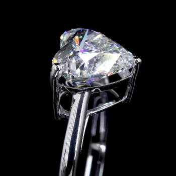 HeartGlow Lab Diamond Ring Heart Cut Prong Setting 14K 18K Gold HeartGlow Lab Diamond Ring Heart Cut Prong Setting 14K 18K Gold