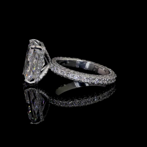 Grande Aura Lab Diamond Ring – Emerald Radiance with Pavé Band in 14K/18K Gold