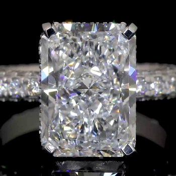 Grande Aura Lab Diamond Ring – Emerald Radiance with Pavé Band in 14K/18K Gold Grande Aura Lab Diamond Ring – Emerald Radiance with Pavé Band in 14K/18K Gold