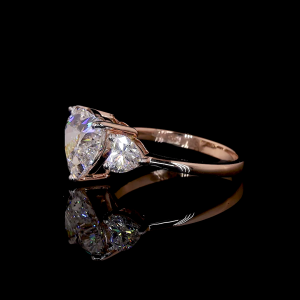 Sweetheart Bloom Lab Diamond Ring – Heart-Cut Center & Round Accents in 14K/18K Gold