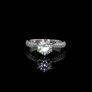 StarGlow Lab Diamond Ring – Round Cut Brilliance with Tapered Pavé Band