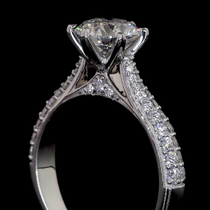StarGlow Lab Diamond Ring – Round Cut Brilliance with Tapered Pavé Band