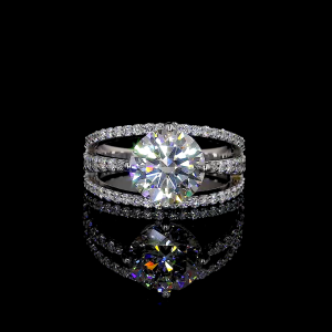 NovaHalo Lab Diamond Ring – Round Brilliance on Split Pavé Shank