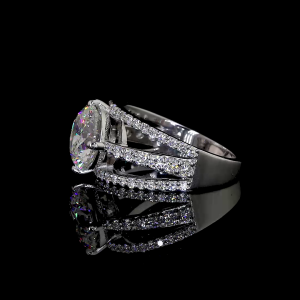 NovaHalo Lab Diamond Ring – Round Brilliance on Split Pavé Shank