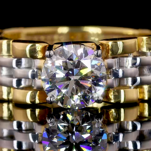 Entrelace Lab Diamond Ring – Round Solitaire with Two-Tone Woven Band