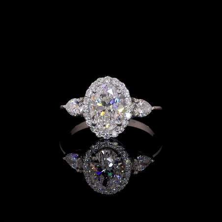HaloPearl Lab Diamond Ring – Oval Center with Marquise Halo & Side Detail