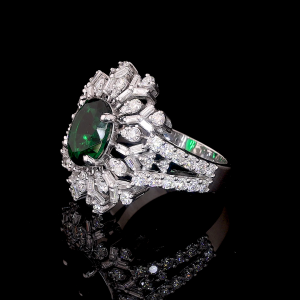 copy of HaloPearl Lab Diamond Ring – Oval Center with Marquise Halo & Side Detail