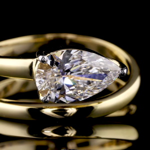 Golden Teardrop Ring - 14K/18K Yellow Gold, Lab-Grown Diamond, Ring, Modern Twisted, Women