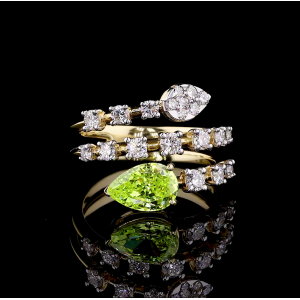 Golden Peridot Twist Ring - 14K/18K Yellow Gold, Lab-Grown Peridot & Diamond, Ring, Modern Spiral, Women