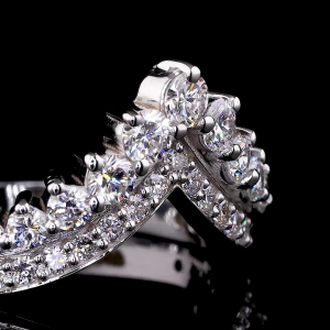 White Crown Ring - 14K/18K White Gold, Lab-Grown Diamond, Ring, Modern V-Shaped, Women