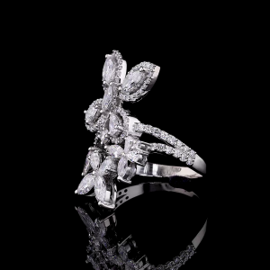 Flora Crest Lab Diamond Ring in 14K/18K Gold