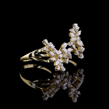 Petal Flare Lab Diamond Ring in 14K/18K Gold