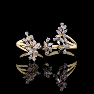Petal Flare Lab Diamond Ring in 14K/18K Gold