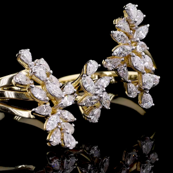 Petal Flare Lab Diamond Ring in 14K/18K Gold