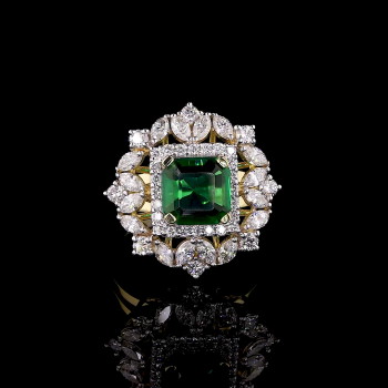 Emerald Halo Lab Diamond Ring in 14K/18K Gold