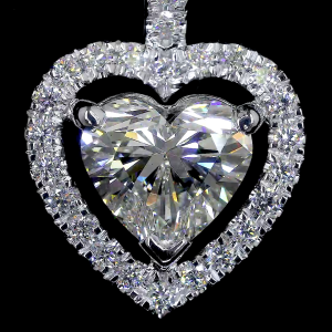 HeartAura Halo Lab Diamond Pendant in 14K/18K Gold