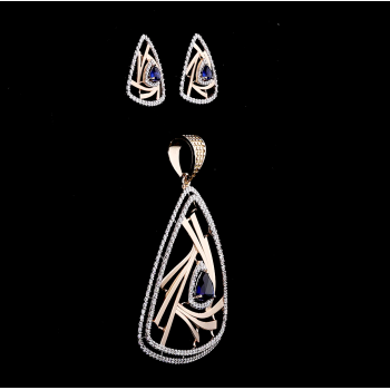 Trivetta Lab Diamond Set in 14K/18K Gold Trivetta Lab Diamond Set in 14K/18K Gold