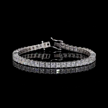 0.30 Ct. Each Princess Shape Diamond Tennis Bracelet 0.30 Ct. Each Princess Shape Diamond Tennis Bracelet