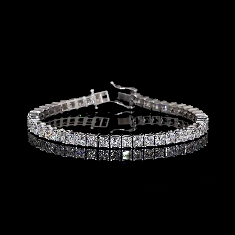 0.30 Ct. Each Princess Shape Diamond Tennis Bracelet 0.30 Ct. Each Princess Shape Diamond Tennis Bracelet