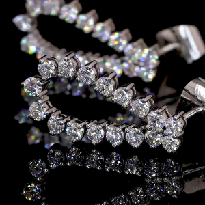 Lab Grown Teardrop Diamond Earring