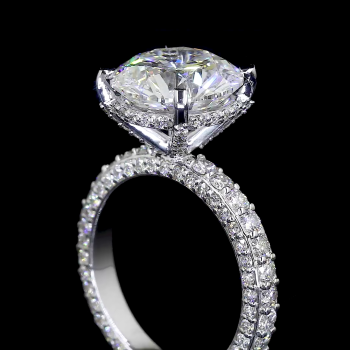 14k Gold Round Diamond Ring – Classic Solitaire with Pavé Band