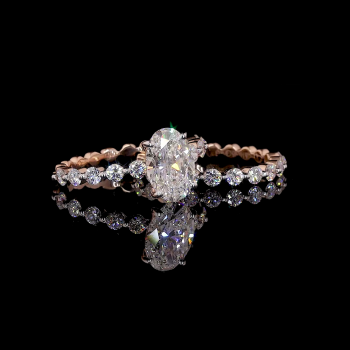 Celestial Oval – Crown-Inspired Lab Diamond Ring