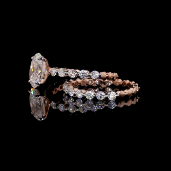 Celestial Oval – Crown-Inspired Lab Diamond Ring