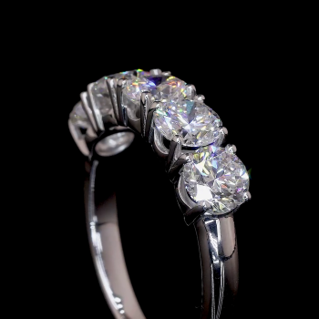 Diamond Row Lab Ring Round Cut Shared Prong Setting 14K 18K Gold Diamond Row Lab Ring Round Cut Shared Prong Setting 14K 18K Gold